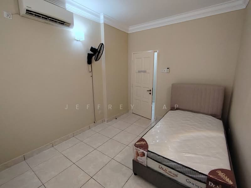 Kondominium untuk Disewa di Aseana Puteri - Jeffrey Yap - Bedroom - PropertyGuru.com.my