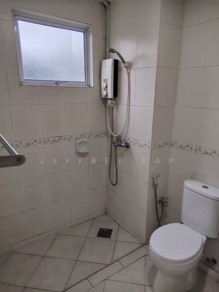 Kondominium untuk Disewa di Aseana Puteri - Jeffrey Yap - Bathroom - PropertyGuru.com.my