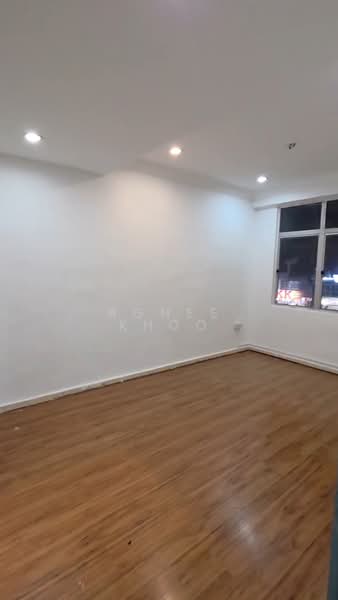 Office for Rent in Bandar Baru Air Itam (Farlim) (Air Hitam) - Agnes Khoo - Interior - PropertyGuru.com.my