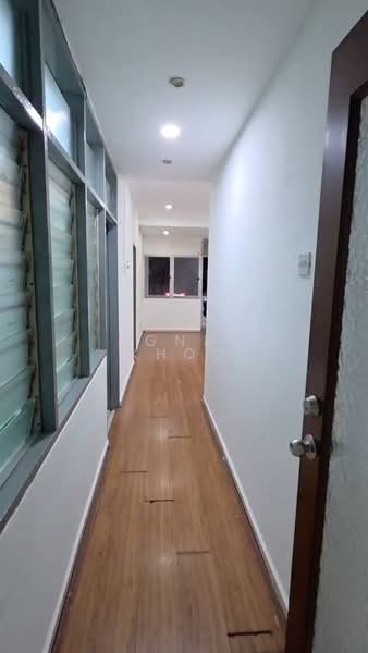 Office for Rent in Bandar Baru Air Itam (Farlim) (Air Hitam) - Agnes Khoo - Corridor - PropertyGuru.com.my