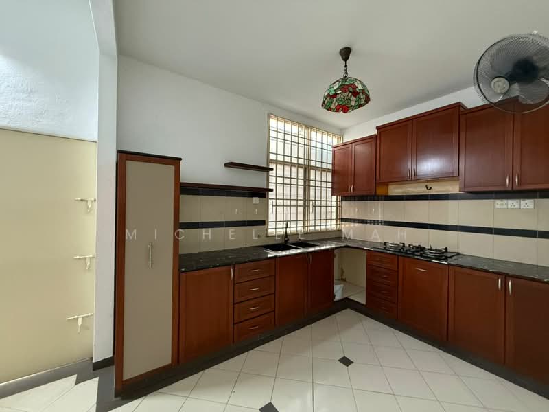 Rumah Teres 2 Tingkat untuk Dijual di Pulau Tikus (Penang) - Michelle Mah - Kitchen - PropertyGuru.com.my