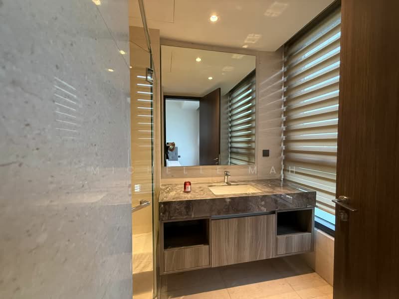 Servis Apartment untuk Dijual di Marriott Residence @ Gurney - Michelle Mah - Bathroom - PropertyGuru.com.my