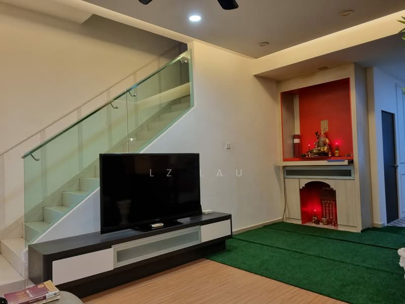 2-storey Terraced House for Rent in Johor Bahru (Johor) - LZ Lau - Living Room - PropertyGuru.com.my