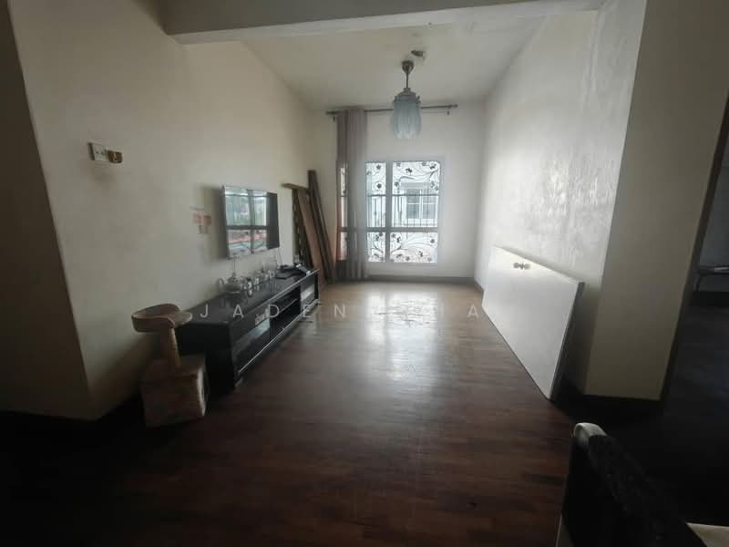 Rumah Berkembar untuk Dijual di Taman Suria Setapak (Setapak) - Jaden Chai - Living Room - PropertyGuru.com.my