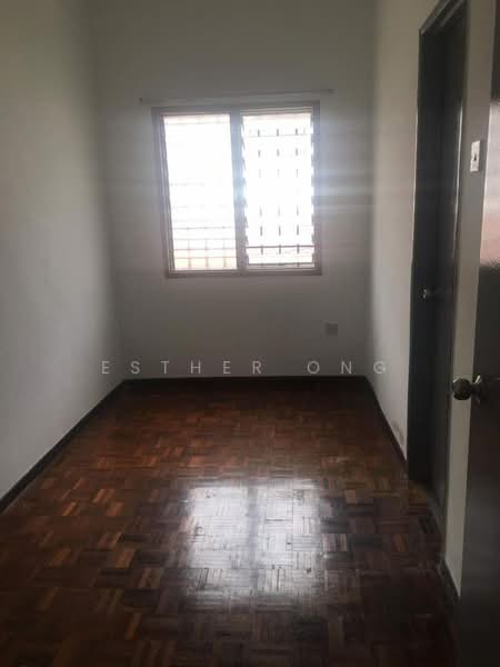 2-storey Terraced House for Sale in Bandar Putra Permai (Seri Kembangan) - Esther Ong - Interior - PropertyGuru.com.my