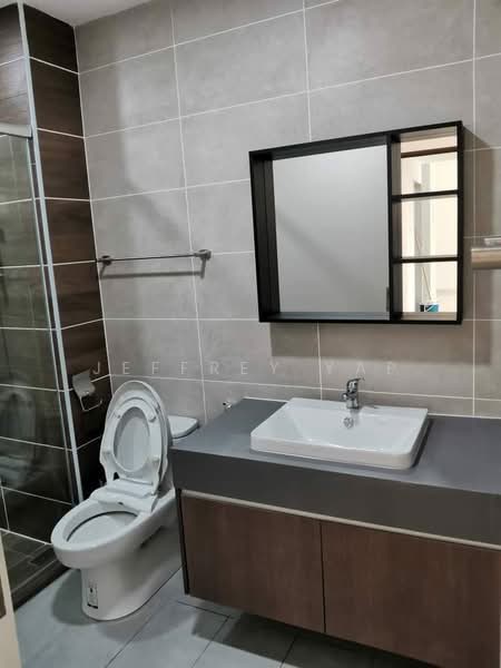 Condominium for Rent at Hillcrest Heights - Jeffrey Yap - Bathroom - PropertyGuru.com.my
