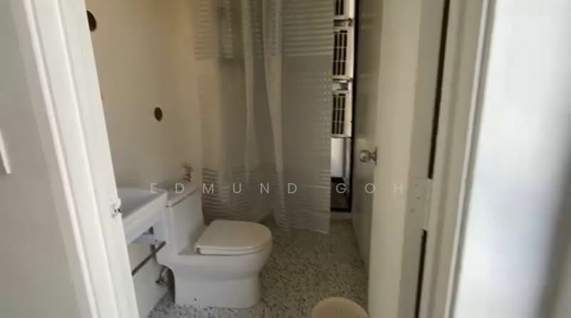 Kondominium untuk Disewa di Green Park Residence - Edmund Goh - Bathroom - PropertyGuru.com.my