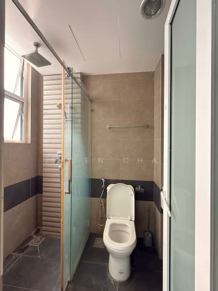 Service Residence for Sale at The Loft @ ZetaPark - Jaden Chai - Bathroom - PropertyGuru.com.my