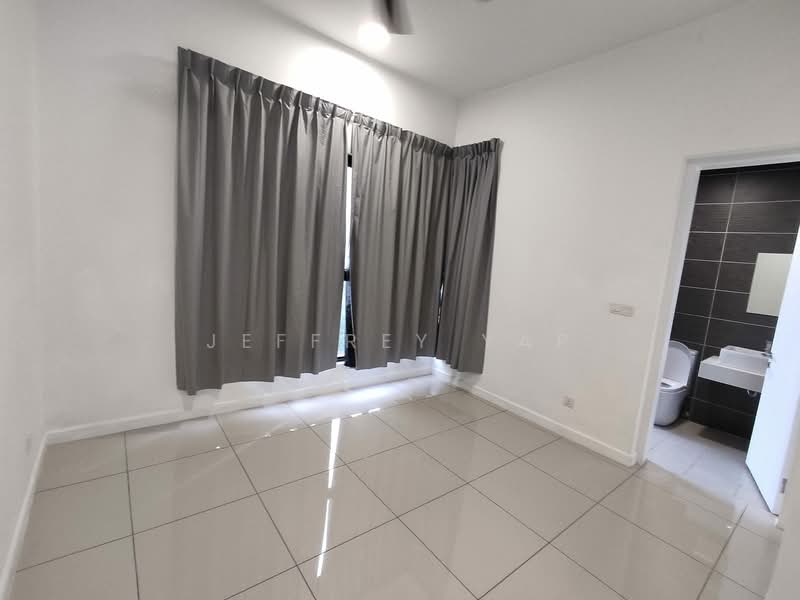 Service Residence for Rent at Le Pavillion - Jeffrey Yap - Bathroom - PropertyGuru.com.my
