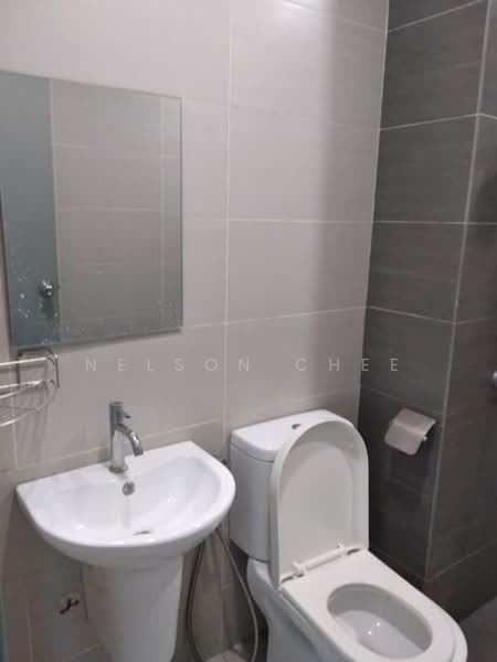 Service Residence for Sale at Cybersquare - Nelson Chee - Bathroom - PropertyGuru.com.my