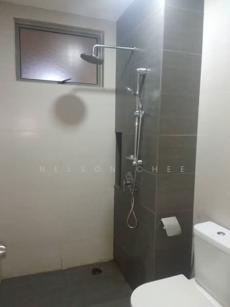 Service Residence for Sale at Cybersquare - Nelson Chee - Bathroom - PropertyGuru.com.my