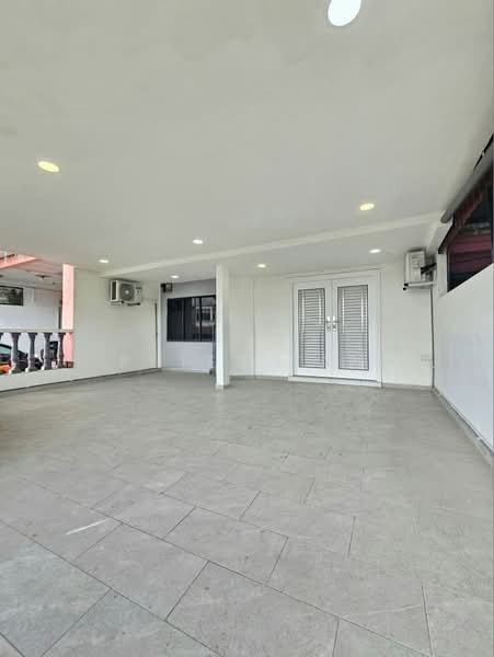 Rumah Teres 2 Tingkat untuk Dijual di Taman Desa Jaya (Johor Bahru) - Peter Tan - PropertyGuru.com.my