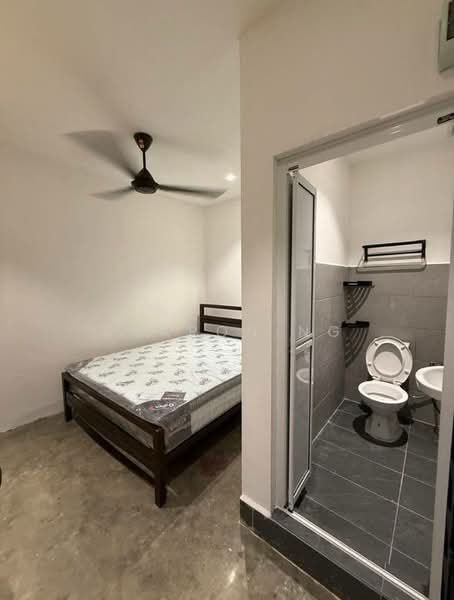 Shop for Sale in Bandar Baru Permas Jaya (Permas Jaya) - Sharon Ng - Bedroom - PropertyGuru.com.my