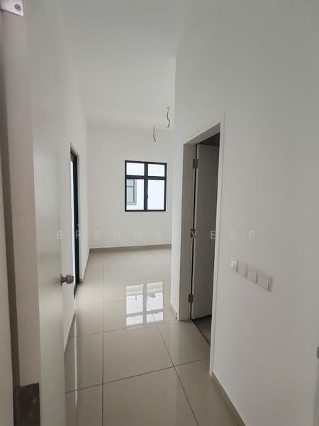 Rumah Teres 2 Tingkat untuk Dijual di Kota Masai (Pasir Gudang) - Brenda Yeap - Corridor - PropertyGuru.com.my