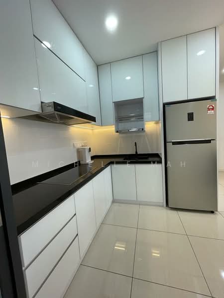 Condominium for Rent at Queens Residences Q2 @ Queens Waterfront - Michelle Mah - Kitchen - PropertyGuru.com.my