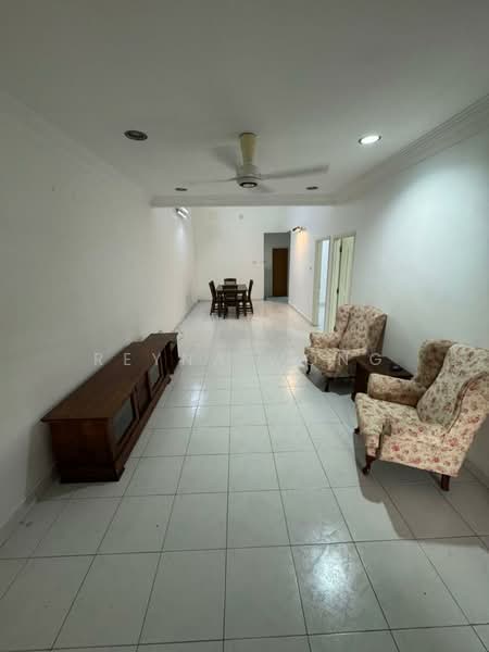 1-storey Terraced House for Rent in Bandar Uda Utama (Johor Bahru) - Reyna Wong - Living Room - PropertyGuru.com.my
