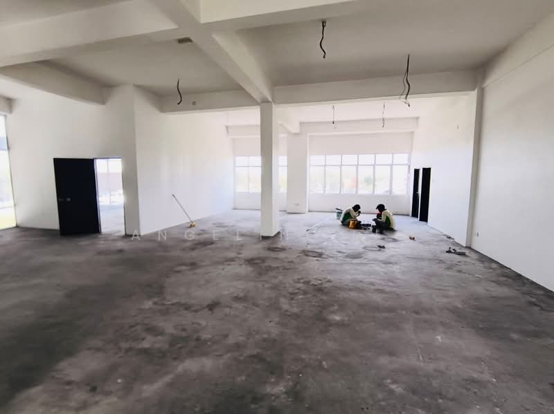 Shop / Office for Rent in Taman Pauh Jaya (Perai) - Angeline Tio - Interior - PropertyGuru.com.my