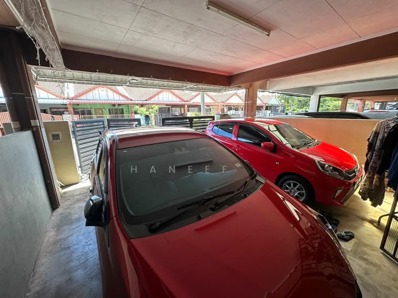 Rumah Teres 1 Tingkat untuk Dijual di Sungai Petani (Kedah) - Haneef . - Car Park - PropertyGuru.com.my