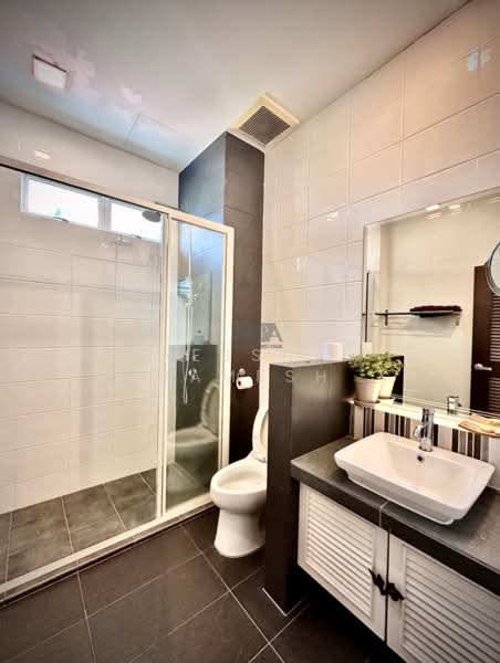 Bungalow for Rent in Batu Ferringhi (Penang) - Ressha Ramesh - Bathroom - PropertyGuru.com.my