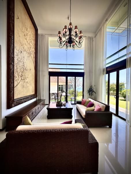 Bungalow for Rent in Batu Ferringhi (Penang) - Ressha Ramesh - Living Room - PropertyGuru.com.my