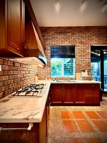 Bungalow for Rent in Batu Ferringhi (Penang) - Ressha Ramesh - Kitchen - PropertyGuru.com.my