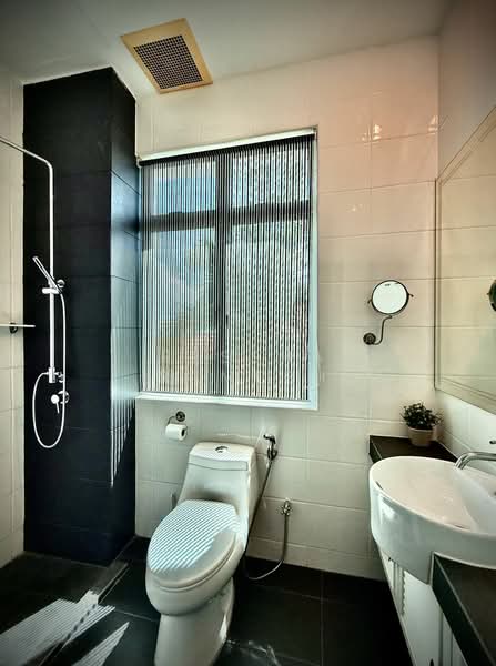 Bungalow for Rent in Batu Ferringhi (Penang) - Ressha Ramesh - Bathroom - PropertyGuru.com.my