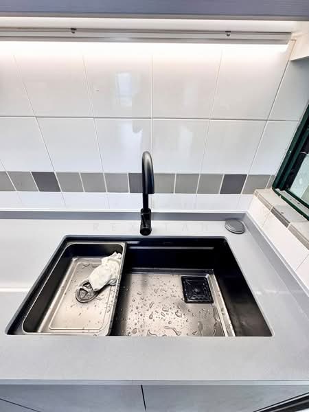 Condominium for Rent at Nadia Parkfront - Rex Tan - Kitchen - PropertyGuru.com.my