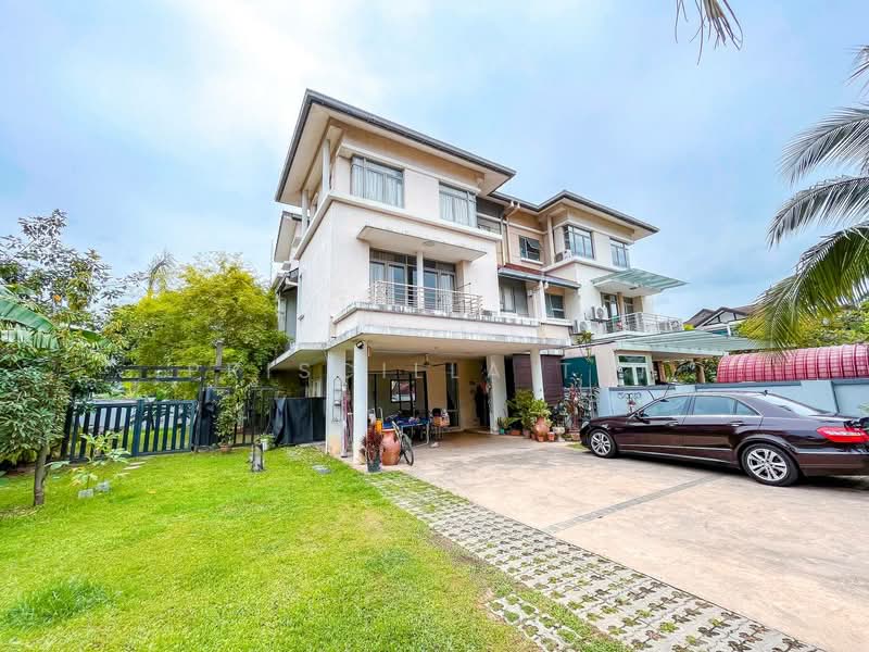 Semi-Detached House for Sale in Sri Hartamas (Kuala Lumpur) - Priscilla Tan - Exterior - PropertyGuru.com.my