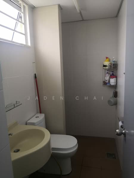 Condominium for Sale at Platinum Lake PV 16 - Jaden Chai - Bathroom - PropertyGuru.com.my