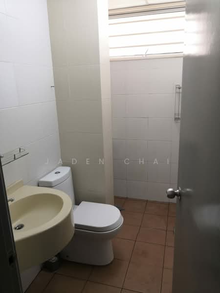 Condominium for Sale at Platinum Lake PV 16 - Jaden Chai - Bathroom - PropertyGuru.com.my