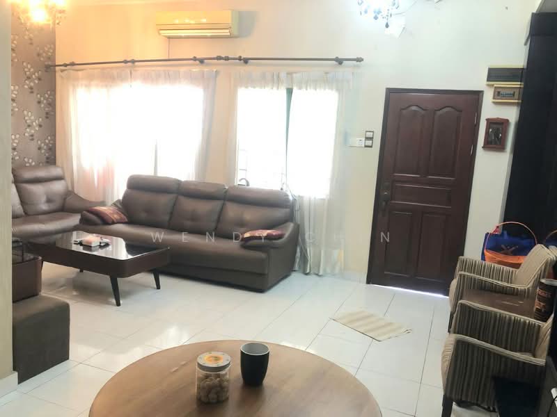 Rumah Teres 2 Tingkat untuk Dijual di Taman Puchong Prima (Puchong) - Wendy Chin - Living Room - PropertyGuru.com.my