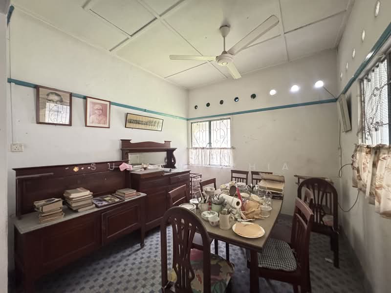 Rumah Banglo untuk Dijual di Taman Kolam Air (Johor Bahru) - Sue Ann Chia - PropertyGuru.com.my