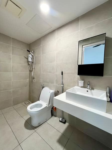 Service Residence for Sale at The Glenz @ Glenmarie - Josephine Chou - Bathroom - PropertyGuru.com.my