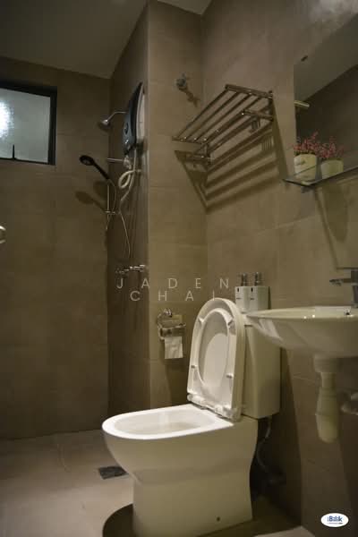 Servis Apartment untuk Disewa di KL Traders Square - Jaden Chai - Bathroom - PropertyGuru.com.my