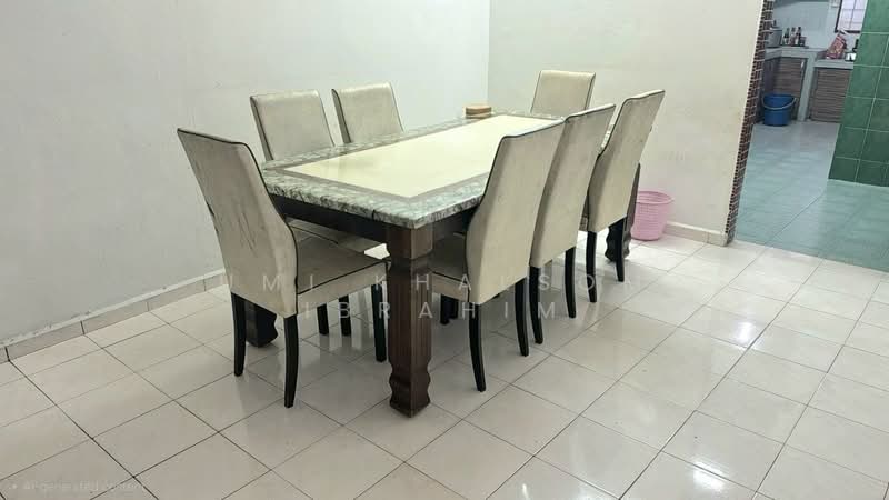 Rumah Teres 2 Tingkat untuk Disewa di Taman Nilai Perdana (Nilai) - Umi Khalsom Ibrahim - PropertyGuru.com.my
