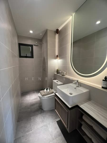 Servis Apartment untuk Dijual di Stellaris @ Riana Dutamas - Henry Lau - Bathroom - PropertyGuru.com.my