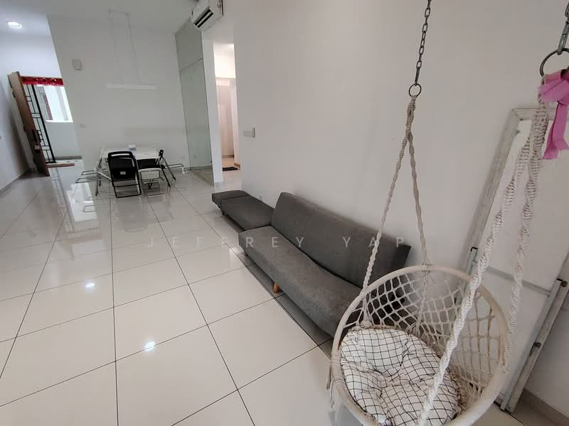 Servis Apartment untuk Disewa di The Cruise Residence - Jeffrey Yap - Living Room - PropertyGuru.com.my