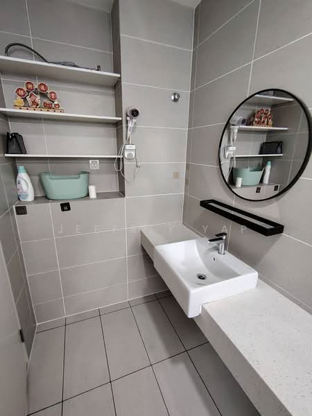 Servis Apartment untuk Disewa di The Cruise Residence - Jeffrey Yap - Bathroom - PropertyGuru.com.my