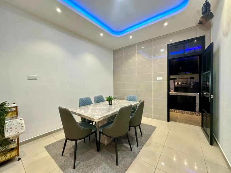 2-storey Terraced House for Sale in Bandar Putra (Kulai) - Jojo Chung - Dining Room - PropertyGuru.com.my