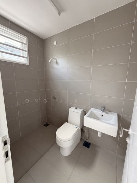2-storey Terraced House for Sale in Bandar Sri Sendayan (Negeri Sembilan) - Ong Jia Hui - PropertyGuru.com.my