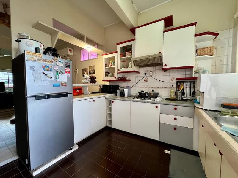Pangsapuri untuk Dijual di Subang Jaya Lafite - Miki Fong - Kitchen - PropertyGuru.com.my