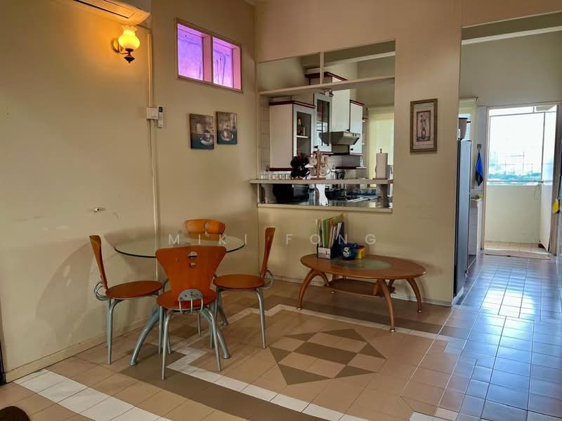 Pangsapuri untuk Dijual di Subang Jaya Lafite - Miki Fong - Dining Room - PropertyGuru.com.my