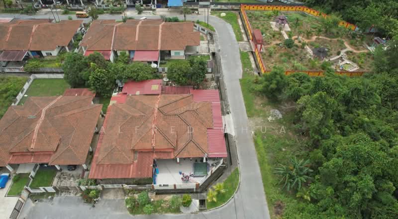 Semi-Detached House for Sale in Taman Malihah (Kuching) - Alfred Chua - Exterior - PropertyGuru.com.my