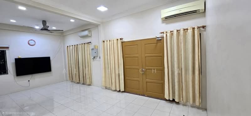 Semi-Detached House for Sale in Taman Malihah (Kuching) - Alfred Chua - Living Room - PropertyGuru.com.my