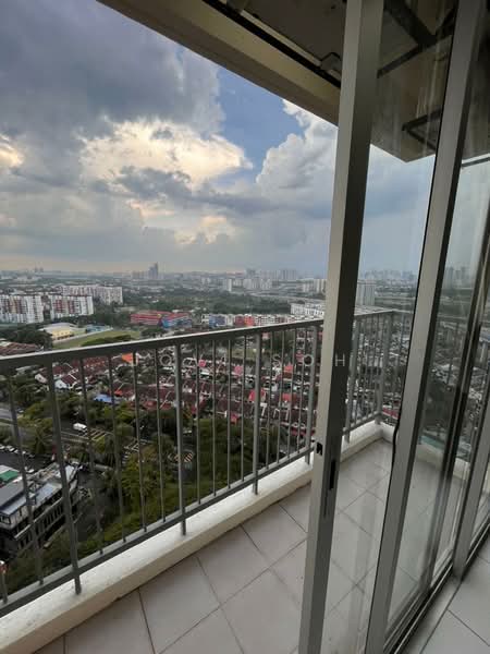 Kondominium untuk Disewa di Residensi Sateria - Jovi Soh - Balcony - PropertyGuru.com.my