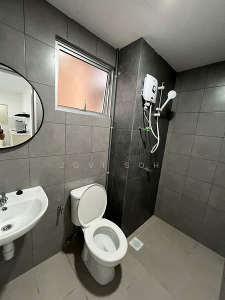 Kondominium untuk Disewa di Residensi Sateria - Jovi Soh - Bathroom - PropertyGuru.com.my
