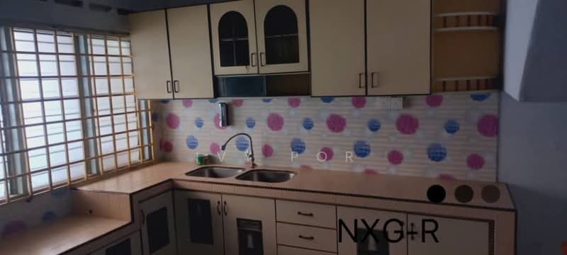 2-storey Terraced House for Sale in Klang (Selangor) - Ivy Por - Kitchen - PropertyGuru.com.my