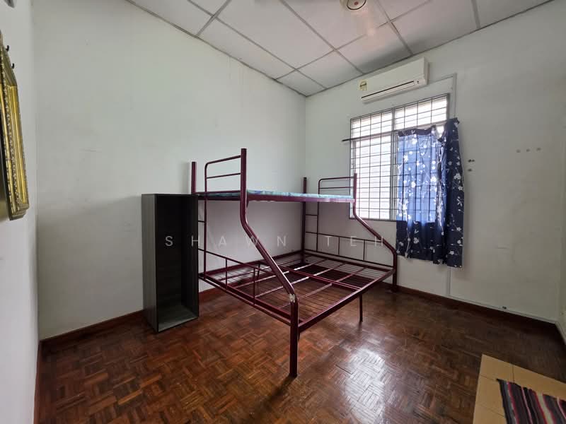 Terraced House for Sale in Taman Merdeka Jaya (Batu Berendam) - Shawn Teh - Bedroom - PropertyGuru.com.my