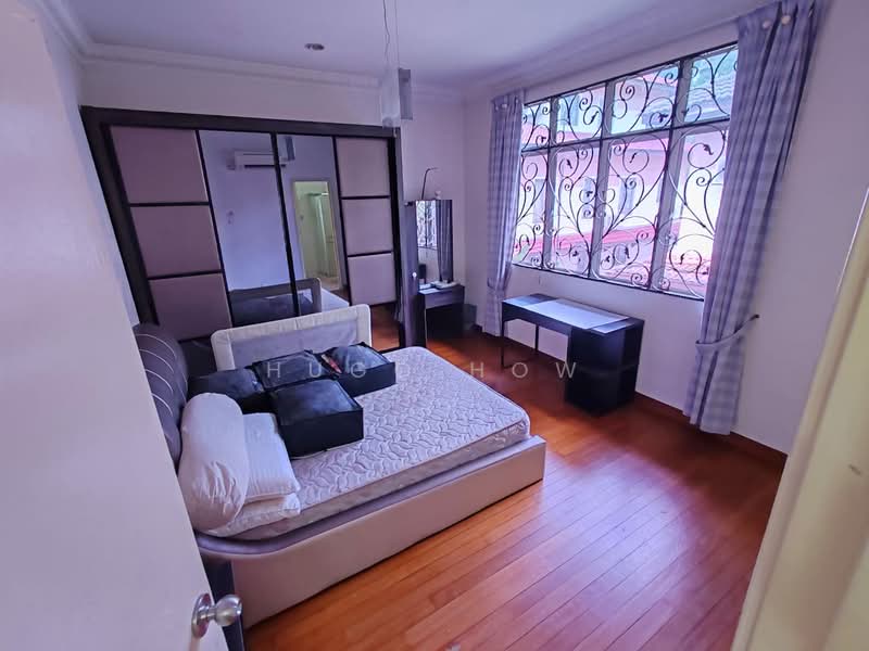Rumah Berkembar untuk Dijual di Bandar Sri Damansara (Selangor) - Hugo How - Bedroom - PropertyGuru.com.my