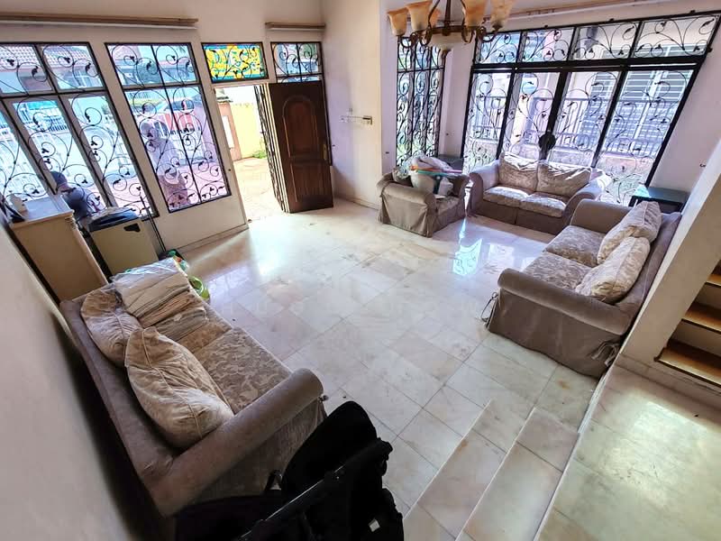 Rumah Berkembar untuk Dijual di Bandar Sri Damansara (Selangor) - Hugo How - Living Room - PropertyGuru.com.my